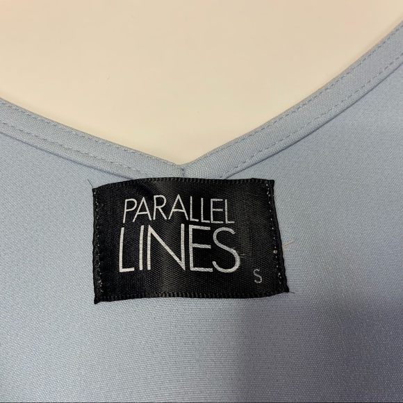 Parallel Lines Womens Cropped Swing V Neck Top Size Small Blue Sleeveless - Picture 6 of 6